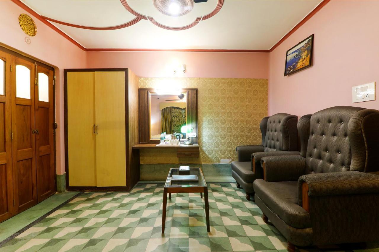 Fabhotel East View Varanasi Exterior foto